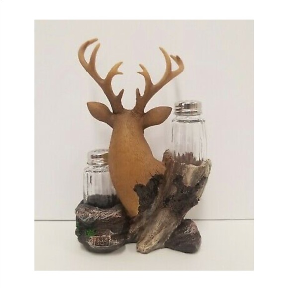 New In Box DWK Corp. Salt Lick Rustic Deer Resin & Glass Salt & Pepper Shakers - Picture 2 of 10